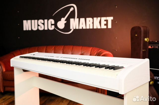 Цифровое пианино белое Orla (Италия) + (комплект)