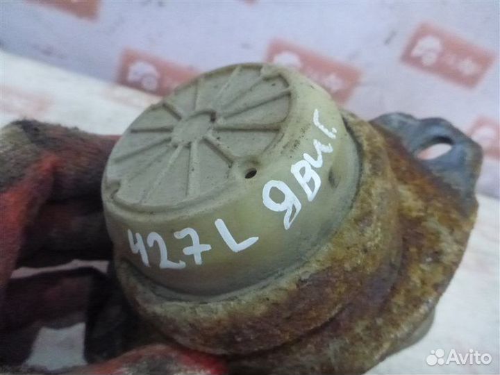 Опора двигателя левая Land Rover Discovery L319