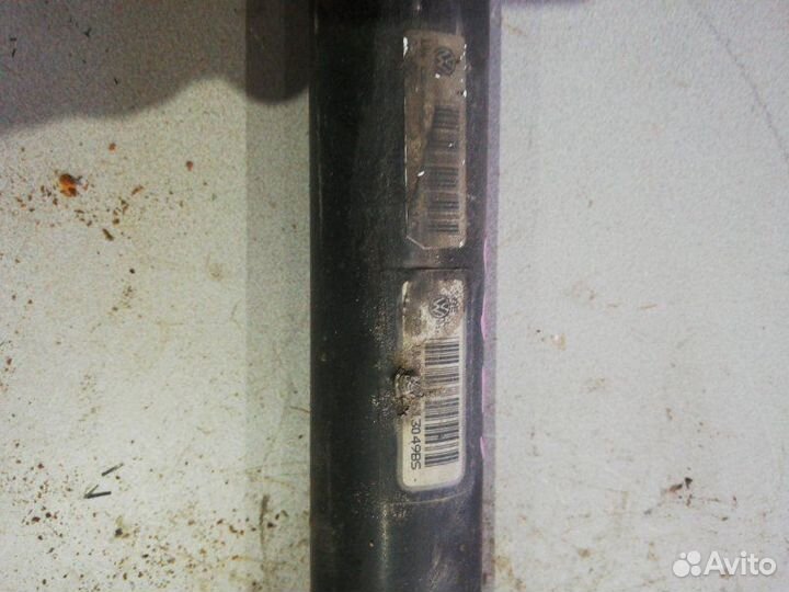 Амортизатор задний Volkswagen Passat B6 BZB 1.8