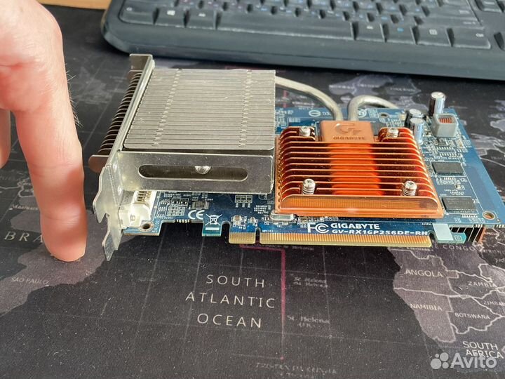 Видеокарта Gigabyte GV-rx16p256de-RH
