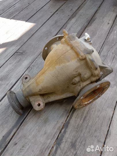 Задний редуктор pajero 3