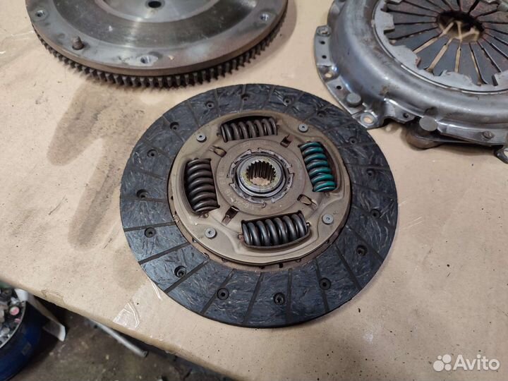 Сцепление и маховик Kia Rio 2 JB 2011