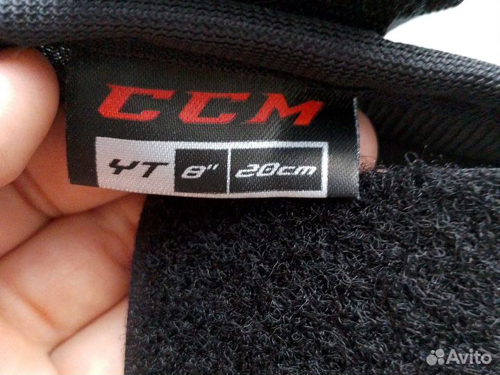 Хоккейные наколенники детские