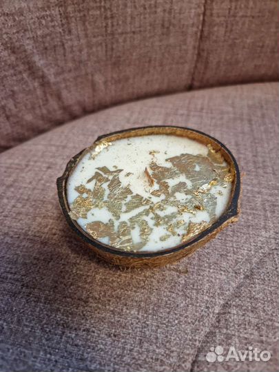 Свеча в кокосе с ароматом баунти