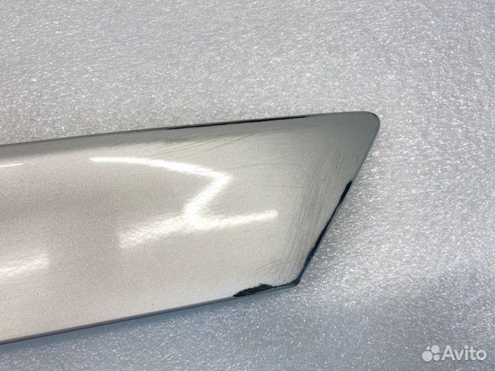 Накладка двери багажника Ford Focus 3 хетчбек 2.0