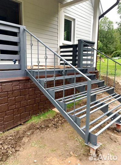 Лестница уличная