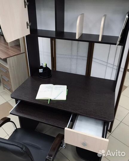 Компьютерный стол Грета-4