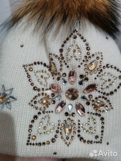 Новая зимняя шапка алекса со стразами