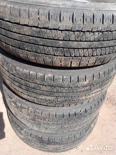 Triangle TR257 215/70 R16