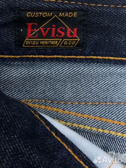 Джинсы evisu