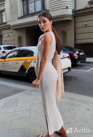 Летнее платье вечернее облигающее