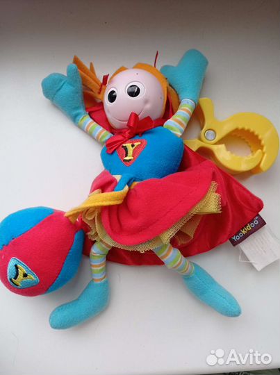 Подвесная игрушка на коляску