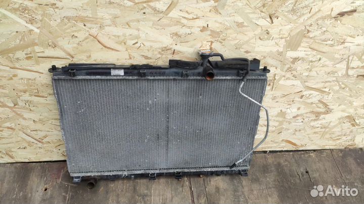 Радиатор охлаждения Хенде Санта Фе 2 Hyundai Santa