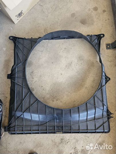 Диффузор радиатора Iveco Daily 35C 50C 5801255909