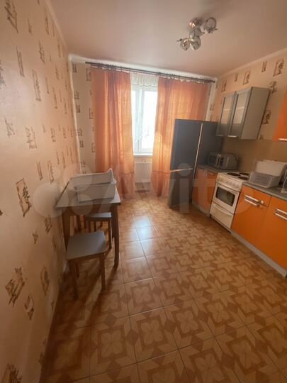 2-к. квартира, 65 м², 2/9 эт.