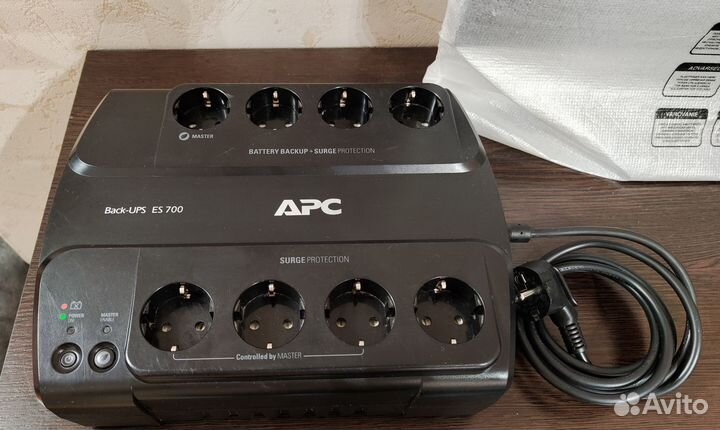 Ибп APC BE700G-RS Schneider (Новый акб)