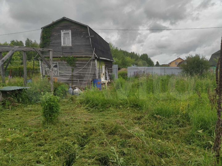 Дом 72 м² на участке 5 сот.