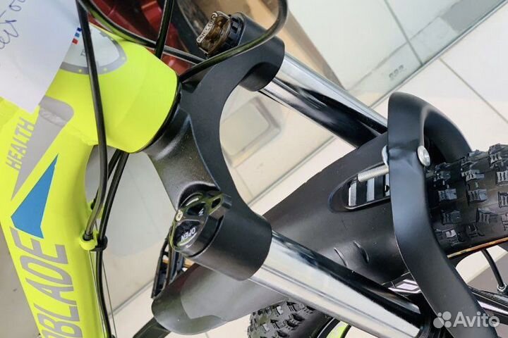 Велосипед на литых дисках