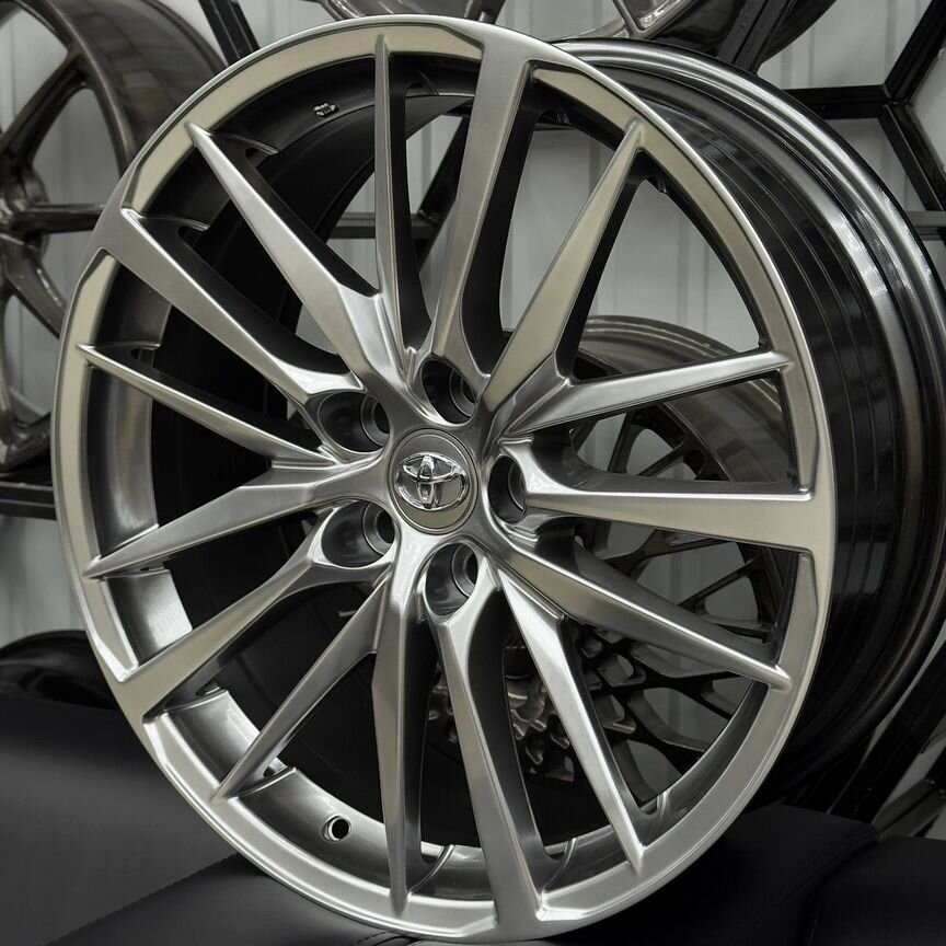 Литые диски Powcan 8×R19 5×114.3