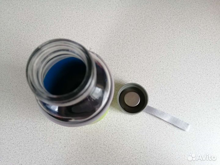 Стеклянная детская бутылка