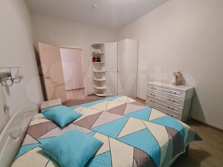 2-к. квартира, 64 м², 12/12 эт.
