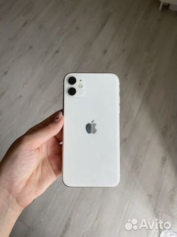 iPhone 11, 64 ГБ