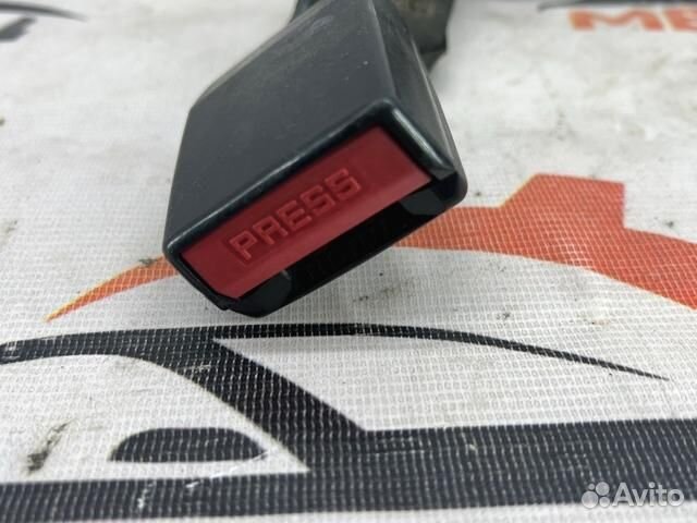 Защелка ремня безопасности задняя Citroen C4