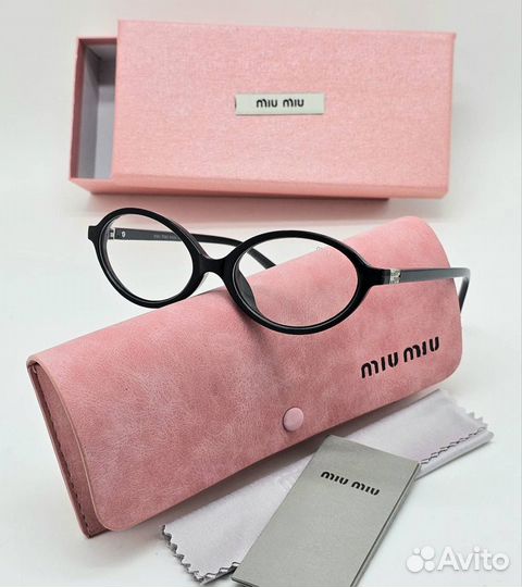 Очки miumiu