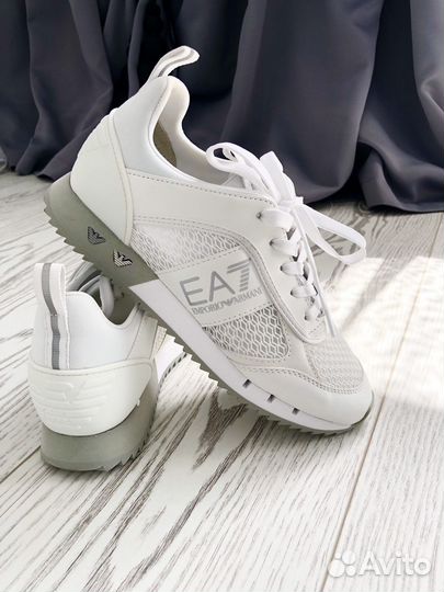 Кроссовки emporio armani ea7
