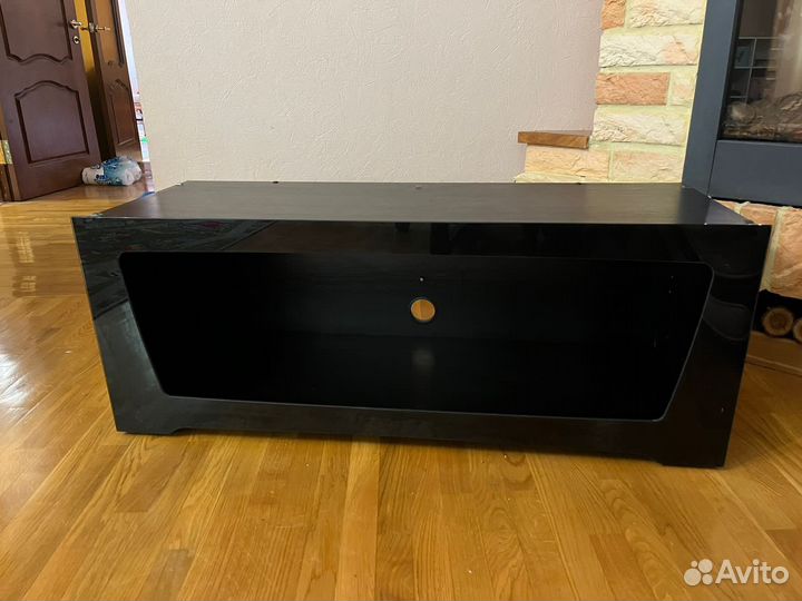 Тумба под телевизор