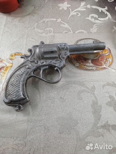 Игрушечный пистолет алюминиевый СССР