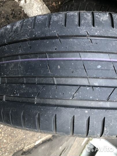 Nokian Tyres Hakka Black 2 SUV 265/45 R20 108Y