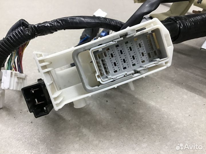 Проводка (коса) Nissan X-Trail (T31) 2007-2014