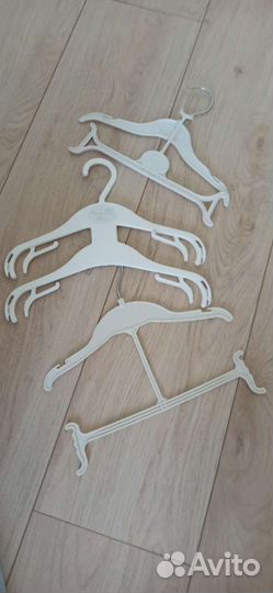 Вешалки детские
