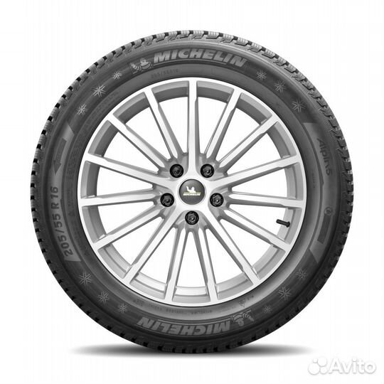 Michelin Alpin 5 215/65 R17 99H