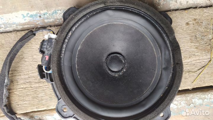 Передний правый динамик KIA Cerato 2 TD