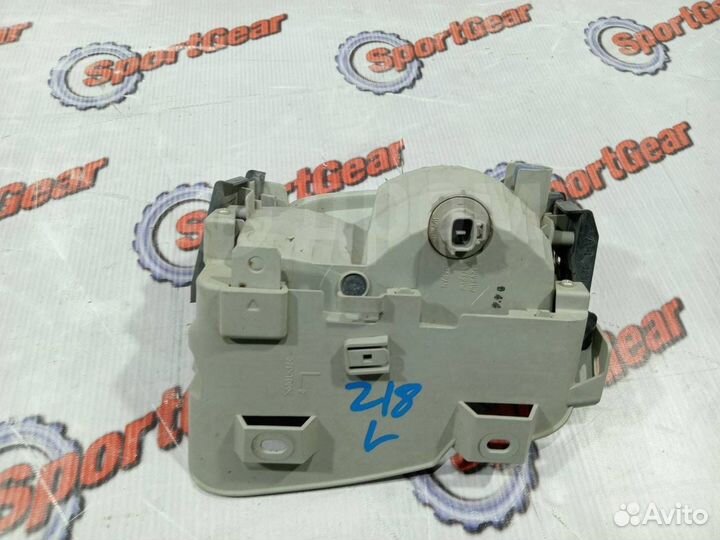 Поворотник правый Toyota Prius ZVW30 2zrfxe №218