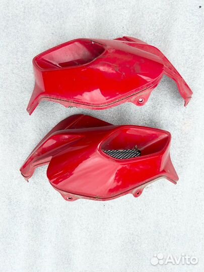 MV Agusta Brutale 1090R пластик бака