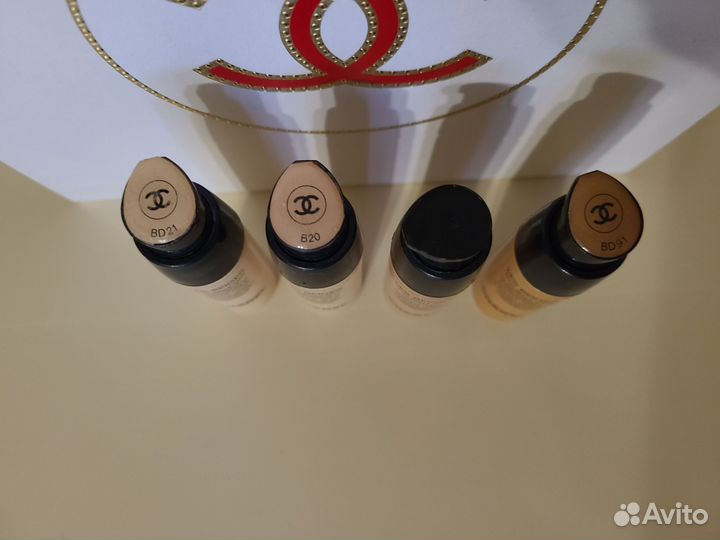 Chanel les beiges тональный флюид