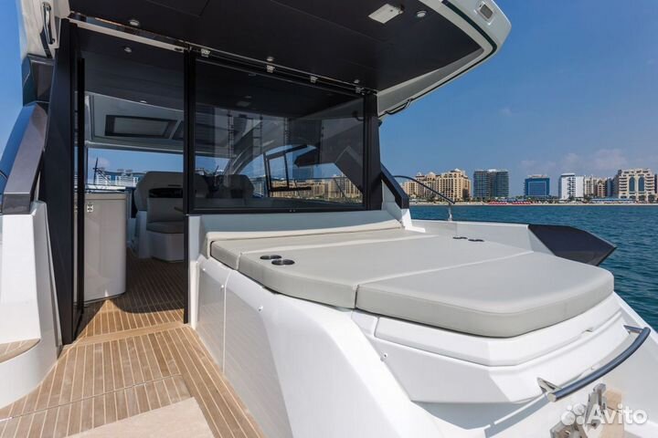 Моторная яхта Beneteau GT 45 (023)