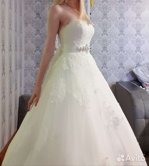 Продам свадебное платье