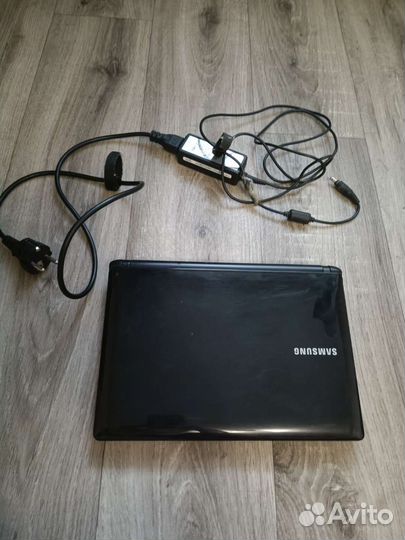 Нетбук Samsung NP-N150