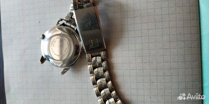 Продам часы tissot