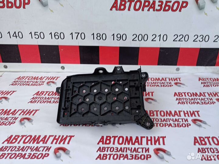 Площадка аккумулятора Чери Тигго 7