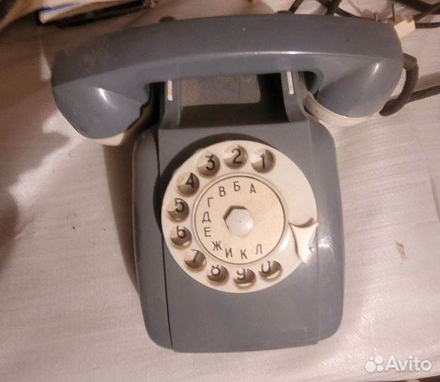Настольный проводной телефон Винтаж