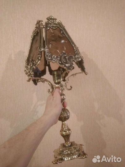 Лампа настольная