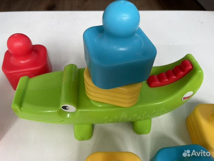 Развивающие игрушки пирамидка веселый крокодил