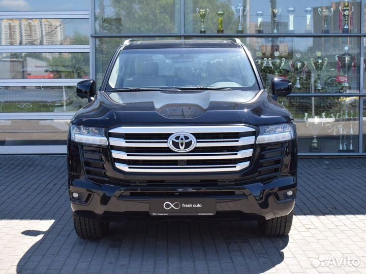 Toyota Land Cruiser 3.3 AT, 2022, 10 км