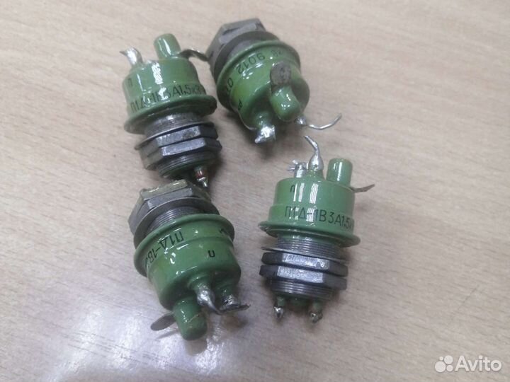 Вакуумный переключатель СССР В1-1В