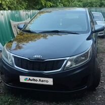 Kia Rio 1.4 MT, 2013, битый, 209 000 км, с пробегом, цена 499 990 руб.